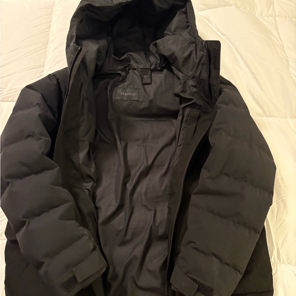 Marmot Kids Size M (10/12) Black Puffer Jacket - 75.00
(700 fill) - Picture 2 of 3